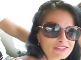 Niks - Web cam sexy with a muscular body Lady 