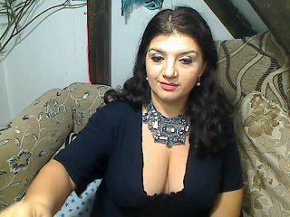 Freyja - online show x with this Sexy babes with gigantic titties 