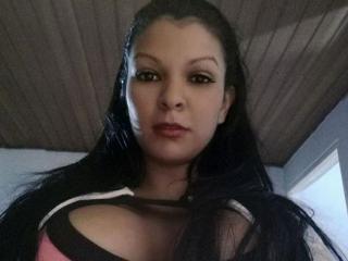 NexiFontain - Chat live sexy with a corpulent body Lady over 35 