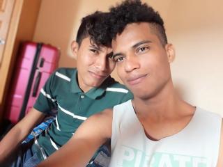 AngelsMaleCpl - Web cam sex with this Male couple 