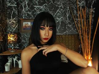 LegendaryKateSayoko - Webcam exciting with a dark hair Trans 