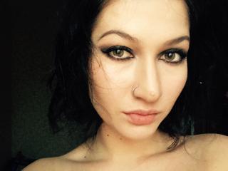AngyWild - Web cam nude with a so-so figure Young lady 