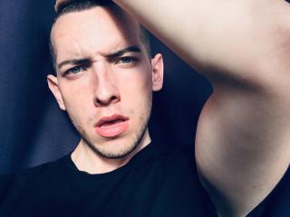 LewisGonzalez - Live sex cam - 6811609