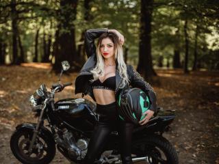CurtysEstherr - Live hard with this slender build Hard girl 
