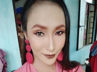 WOWPinayWilFrid - Webcam sex with a scrawny Transsexual 