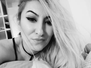 Annnyababe - online chat sexy with a gold hair Sex young lady 