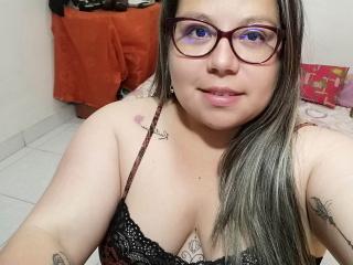 OrgasmFontaine - Webcam sexy with a russet hair Sexy lady 