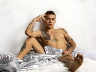 RyannGray - Live sex cam - 8183032