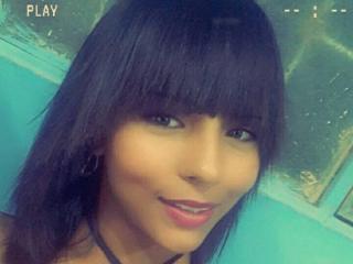 SkarlyBoox - Show live hot with a Ladyboy 