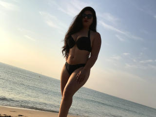 HeidiCutie - Live hot with a fit physique Sexy young lady 