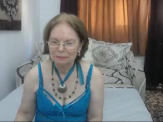 MatureEdith - Webcam live sexy with this shaved pubis Hard lady over 35 