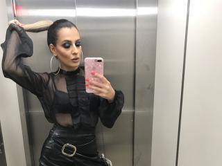 Allexine - Chat cam exciting with this muscular build Nude teen 18+ 
