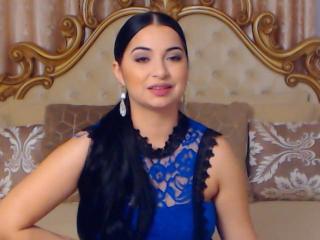 CheekyBabe - Live chat porn with a slender build XXx young and sexy lady 