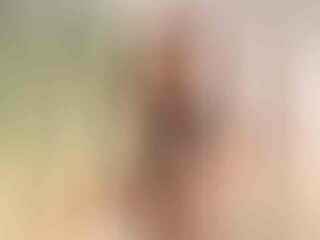 HairyPussyShow - Live cam xXx with this fair hair Lady over 35 