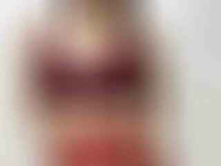 EmilyLowe - Chat hard with a Attractive woman with small hooters 