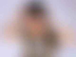 SweetKarinaX - Chat hot with a shaved pubis Lady over 35 