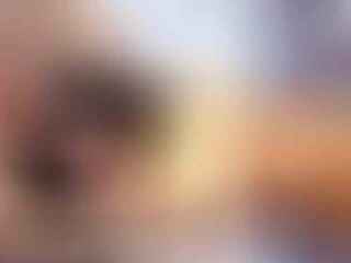 IllusiveIris - Webcam live sexy with a Sweater Stretchers Girl 
