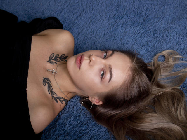 NikiPearl - Sexe cam en vivo - 10005131