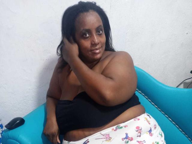 HottyEbony - Sexe cam en vivo - 10012983
