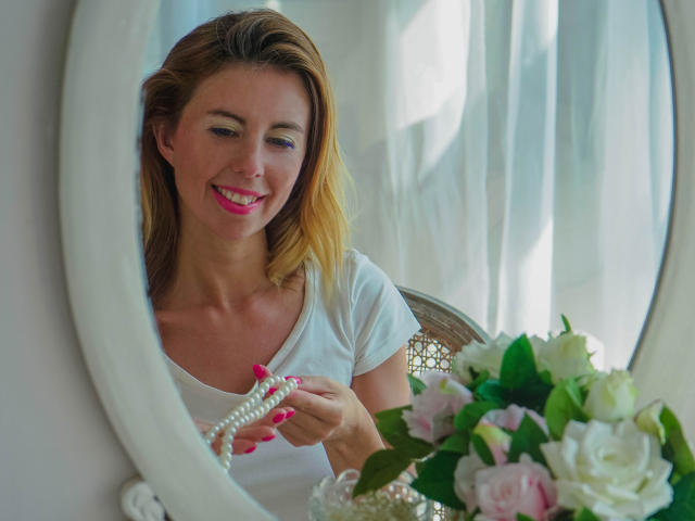 HouseWiffe - Sexe cam en vivo - 10017203