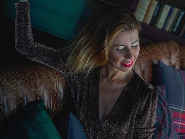 HouseWiffe - Sexe cam en vivo - 10017263