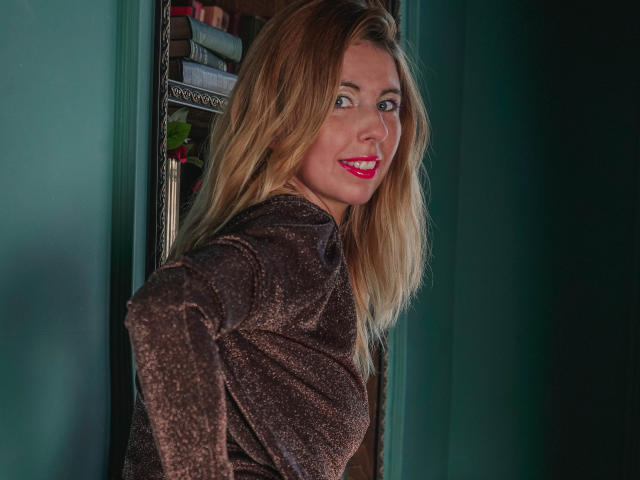 HouseWiffe - Sexe cam en vivo - 10017283