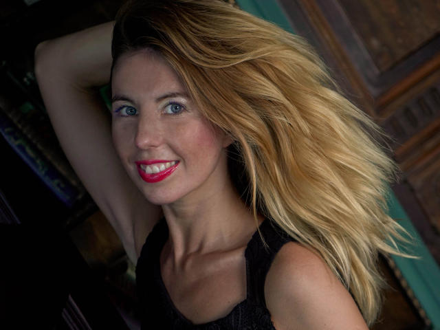 HouseWiffe - Camera khiêu dâm &amp; quyến rũ trực tiếp - 10017351