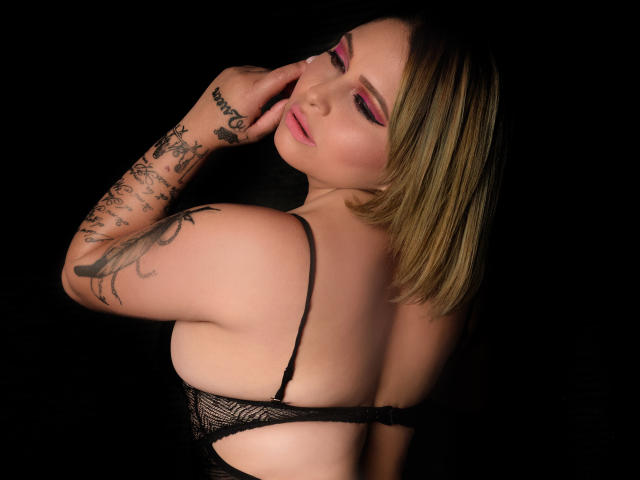 KeilyCharmer - Live porn &amp; sex cam - 10024119