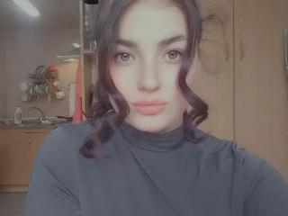 MilashkaYas - Sexe cam en vivo - 10030771