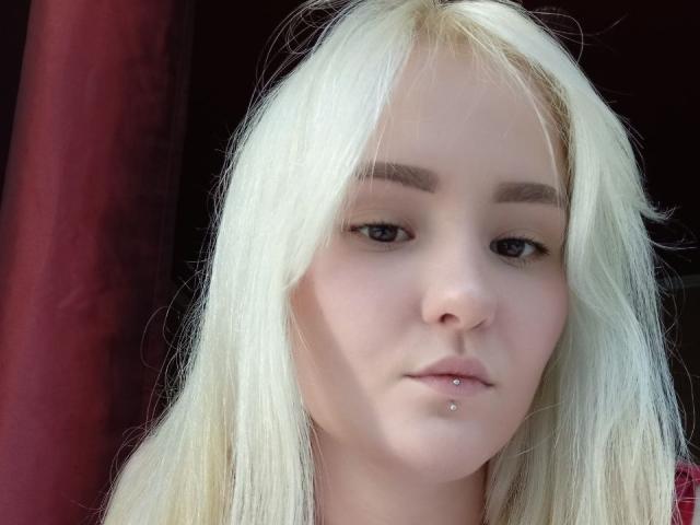 MarkusXLizzie - Live sexe cam - 10037075