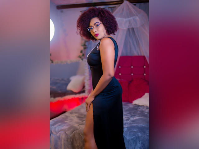 KeniaWild - Live sexe cam - 10041659