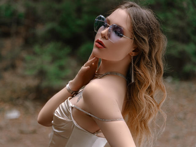 KerryFox - Élő pornó és szexkamera - 10042635