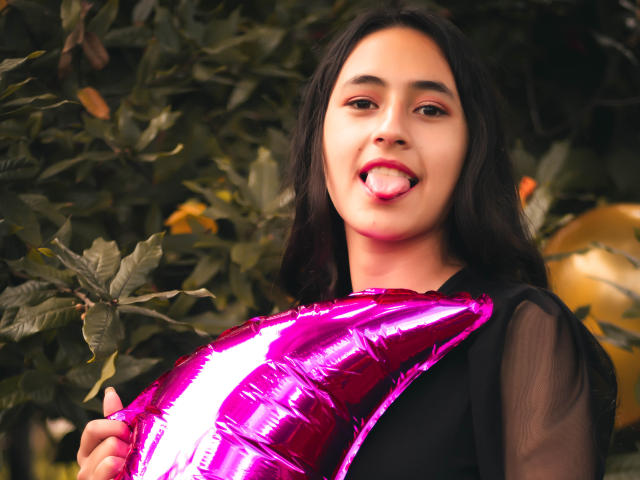 LiaLee - ライブポルノ&amp;セックスカム - 10057423