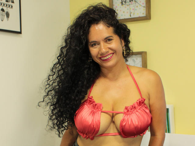 AmandaMonroe - Sexe cam en vivo - 10063551