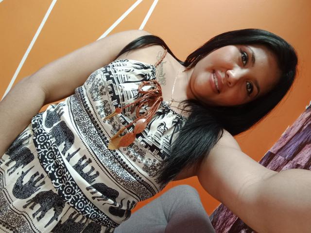 SquirtSamantha - Live sex cam - 10064195