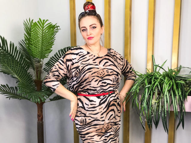 MermaidCurves - Live porn &amp; sex cam - 10074435