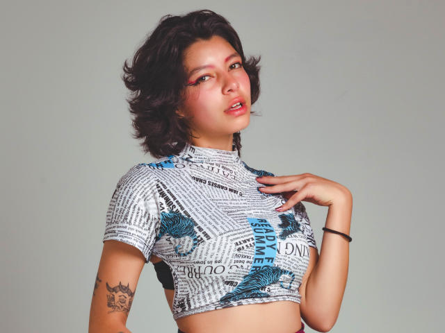 AnneLeonheart - сексуальная веб-камера в реальном времени - 10077851