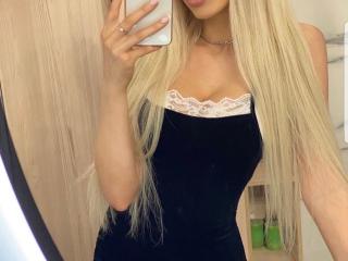 LilianaWax - Live sex cam - 10079707