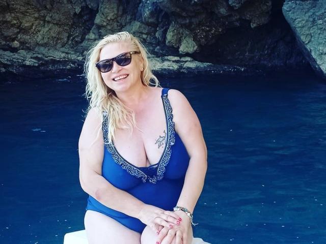 LediliMoore - Live sexe cam - 10082875