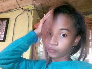 RoseCharmentte - Live sexe cam - 10089331