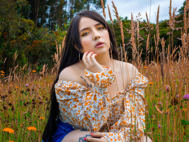 EmelyRose - Sexe cam en vivo - 10091439