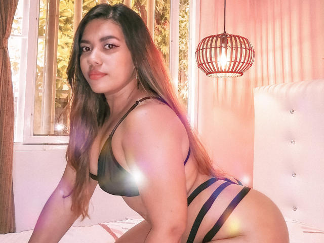 RenattaChechik - Live sexe cam - 10109287