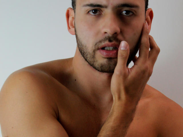 NoahMortom - Live sex cam - 10117375