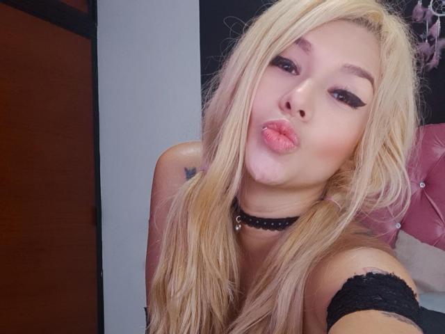 MiaFerrer - Camera khiêu dâm &amp; quyến rũ trực tiếp - 10123123