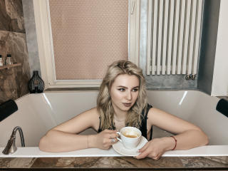 KRISSIYOUNG - Sexe cam en vivo - 10134639