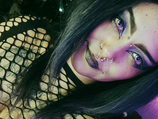 MistressMeykko - Live Sex Cam - 10137287