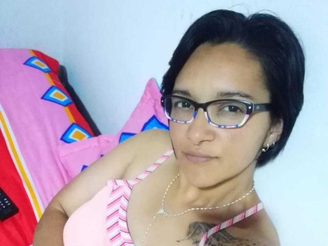 AliiceCoopper - Live porn &amp; sex cam - 10154795