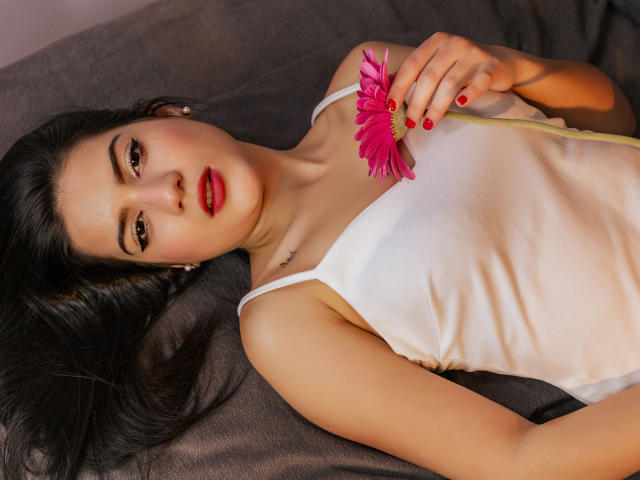 AdaMorett - Live sex cam - 10164755