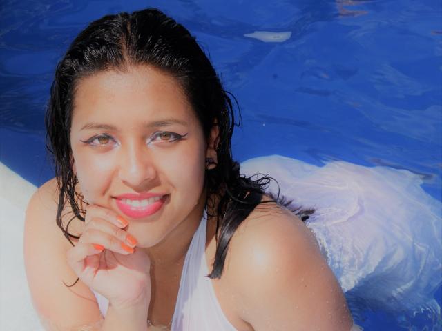 CrystalHott69 - Sexe cam en vivo - 10169811