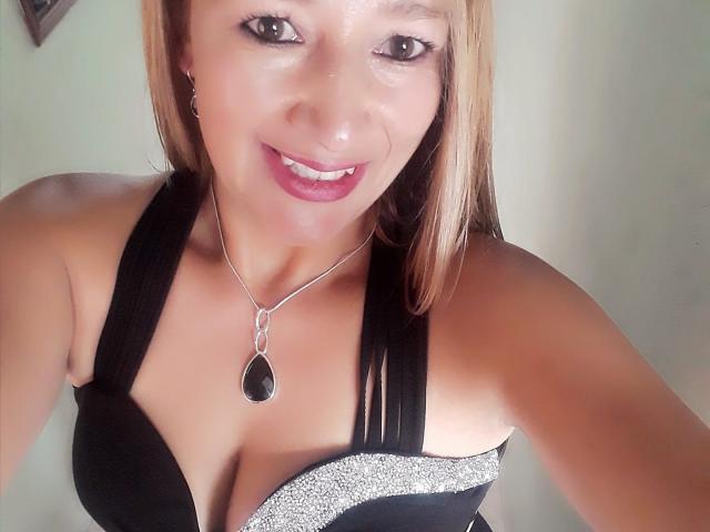 TraviesaMilf - Sexe cam en vivo - 10189111